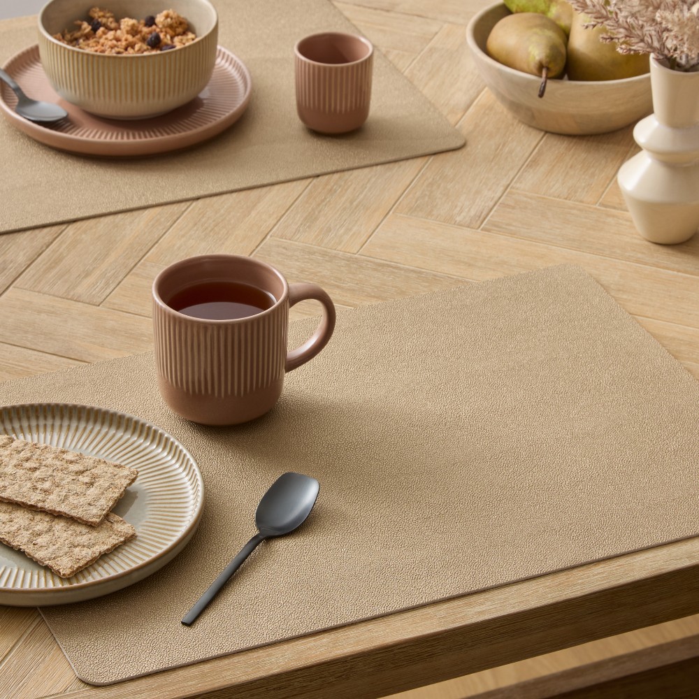 5five-placemat-mira-gold-49-x-33-cm