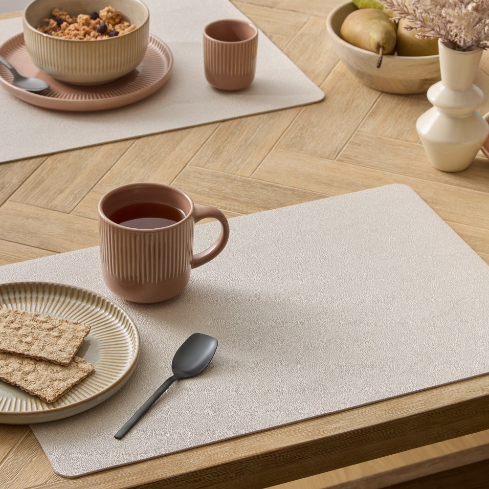 5five-placemat-mira-white-49-x-33-cm