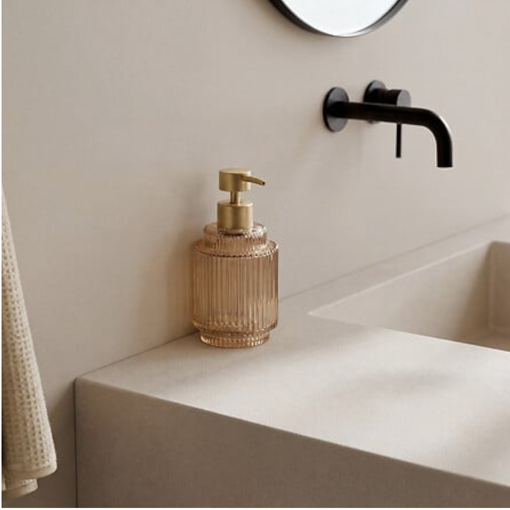 solis-ribbed-glass-soap-dispenser-amber-300ml