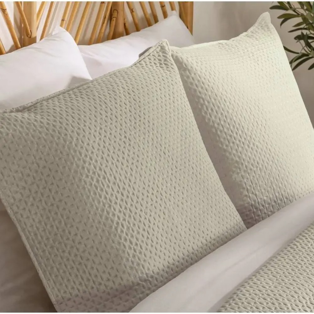 atmosphera-bedspread-with-2-pillow-cases-dolce-beige-240-cm-x-260-cm