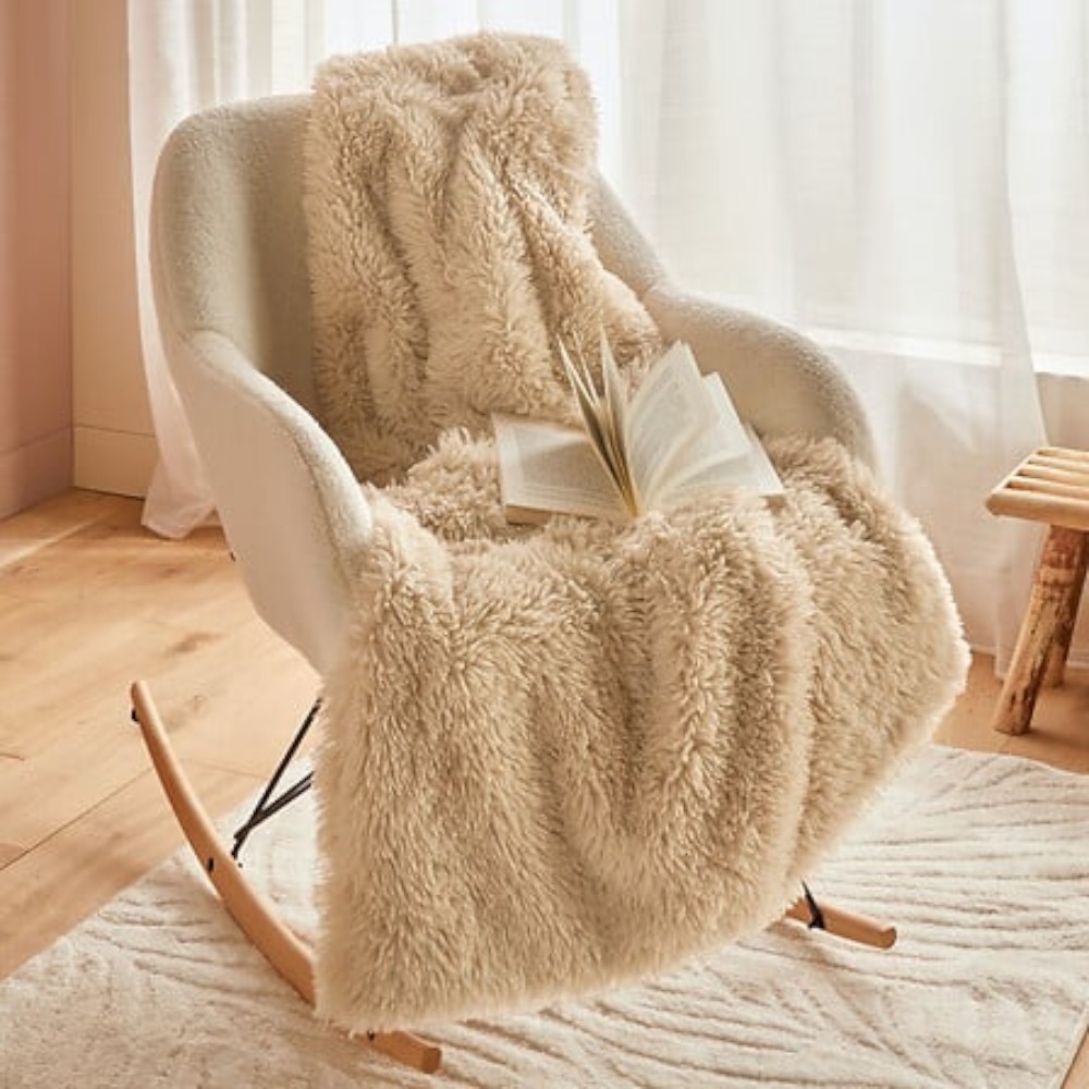 duvia-fur-throw-120-x-150-cm-linen-beige