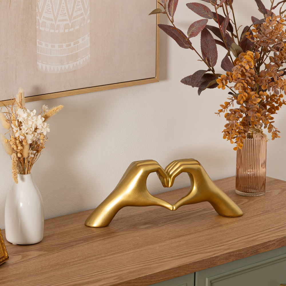 atmosphera-amy-gold-hand-heart-resin-31cm-x-12cm