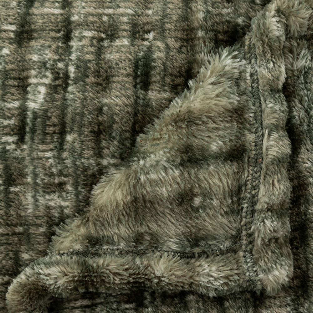 atmosphera-3d-flannel-blanket-125cm-x-150cm-4-assorted-colours