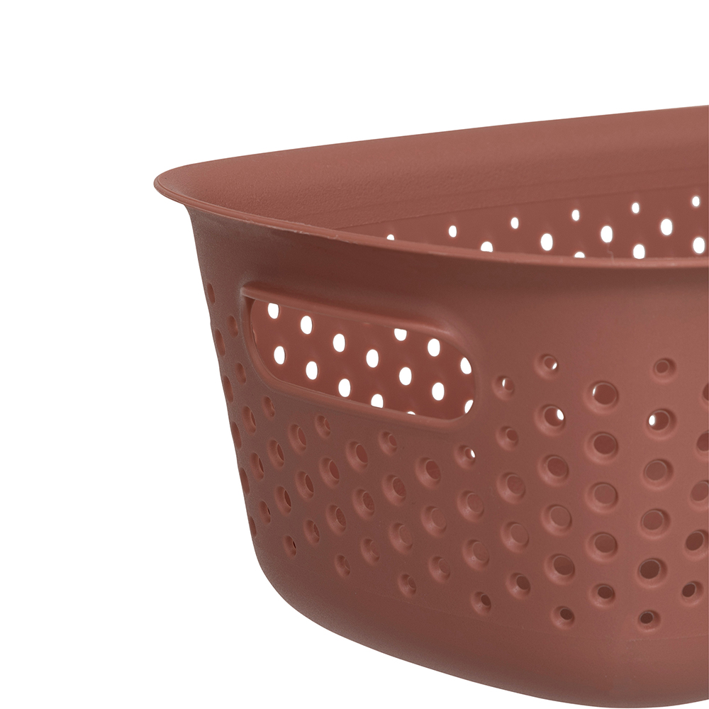 5five-tila-perforated-plastic-laundry-basket-sienna-red-3-5l