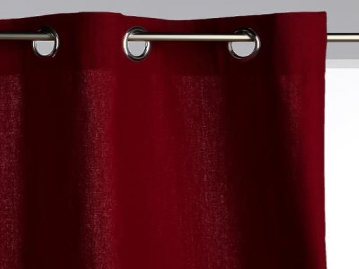 red-polyester-curtain-with-8-eyelets-140-x-260-cm