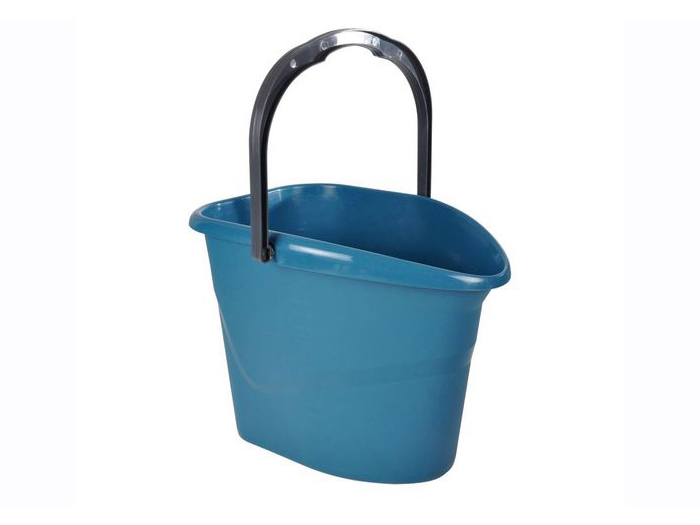 plastic-bucket-with-handle-in-blue-15l