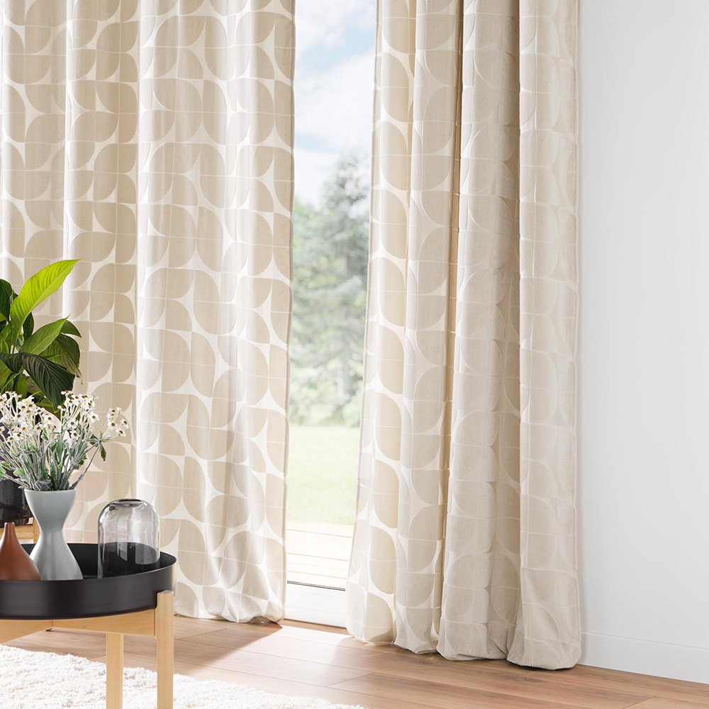 geolia-half-circle-design-eyelet-curtain-beige-white-135cm-x-260cm