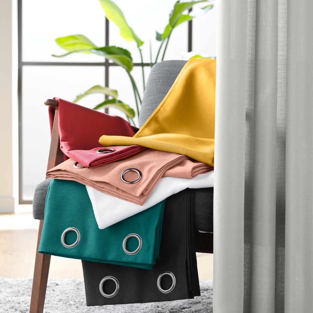 curtain-with-eyelets-plain-polyester-essential-red-140cm-x-260cm