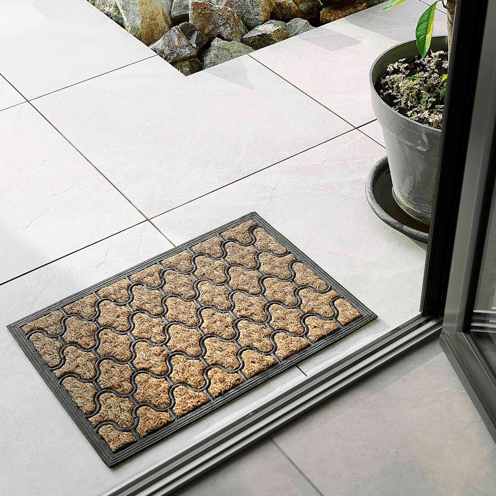 erwan-coir-and-rubber-door-mat-natural-and-black-40-×-60-cm