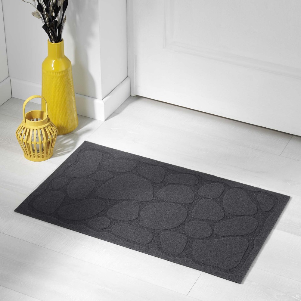 graphite-rectangular-embossed-pvc-door-mat-dark-grey-45-×-75-cm