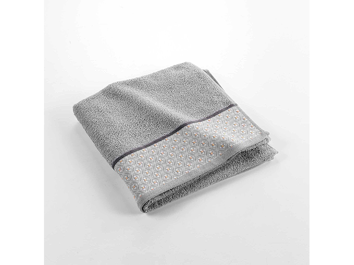 belina-jacquard-terry-cloth-shower-towel-grey-70cm-x-130cm