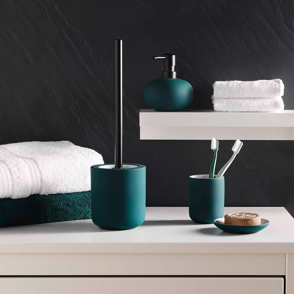 mambo-stoneware-bathroom-tumbler-emerald-green