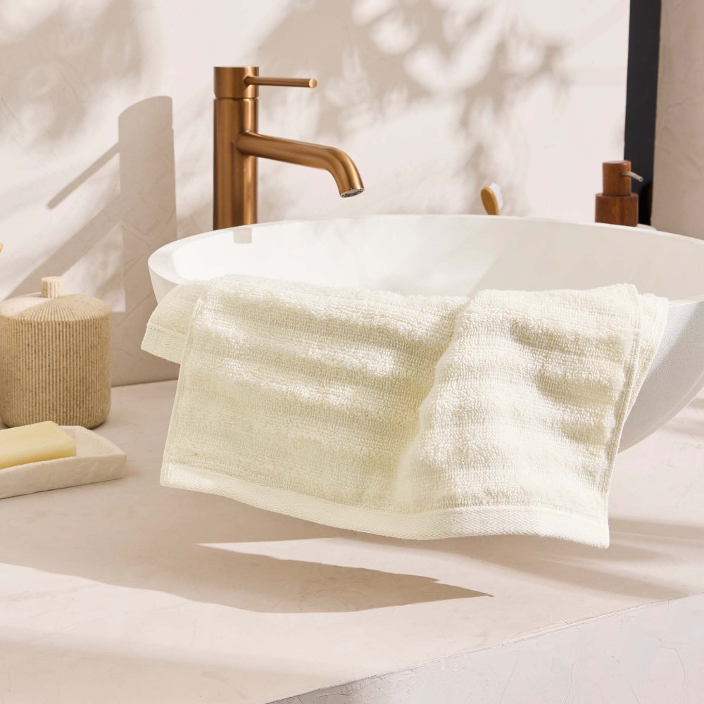 guest-towel-plain-terry-cloth-maya-ivory-30-cm-x-50-cm