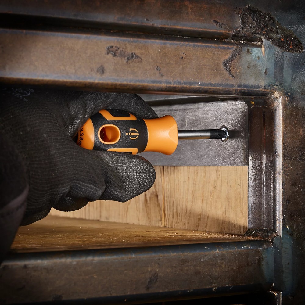 magnusson-stubby-pozi-screwdriver-pz2-x-40mm