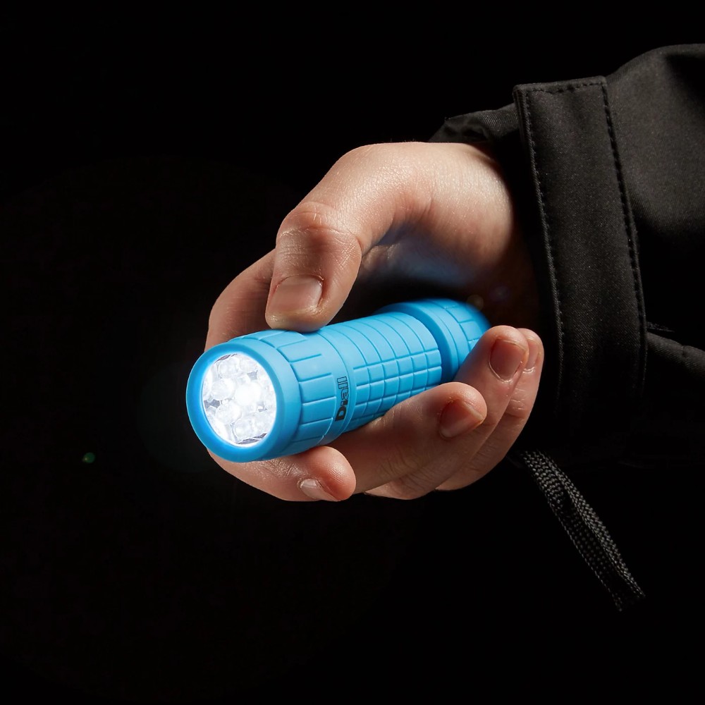 diall-9-led-compact-torch-3aaa
