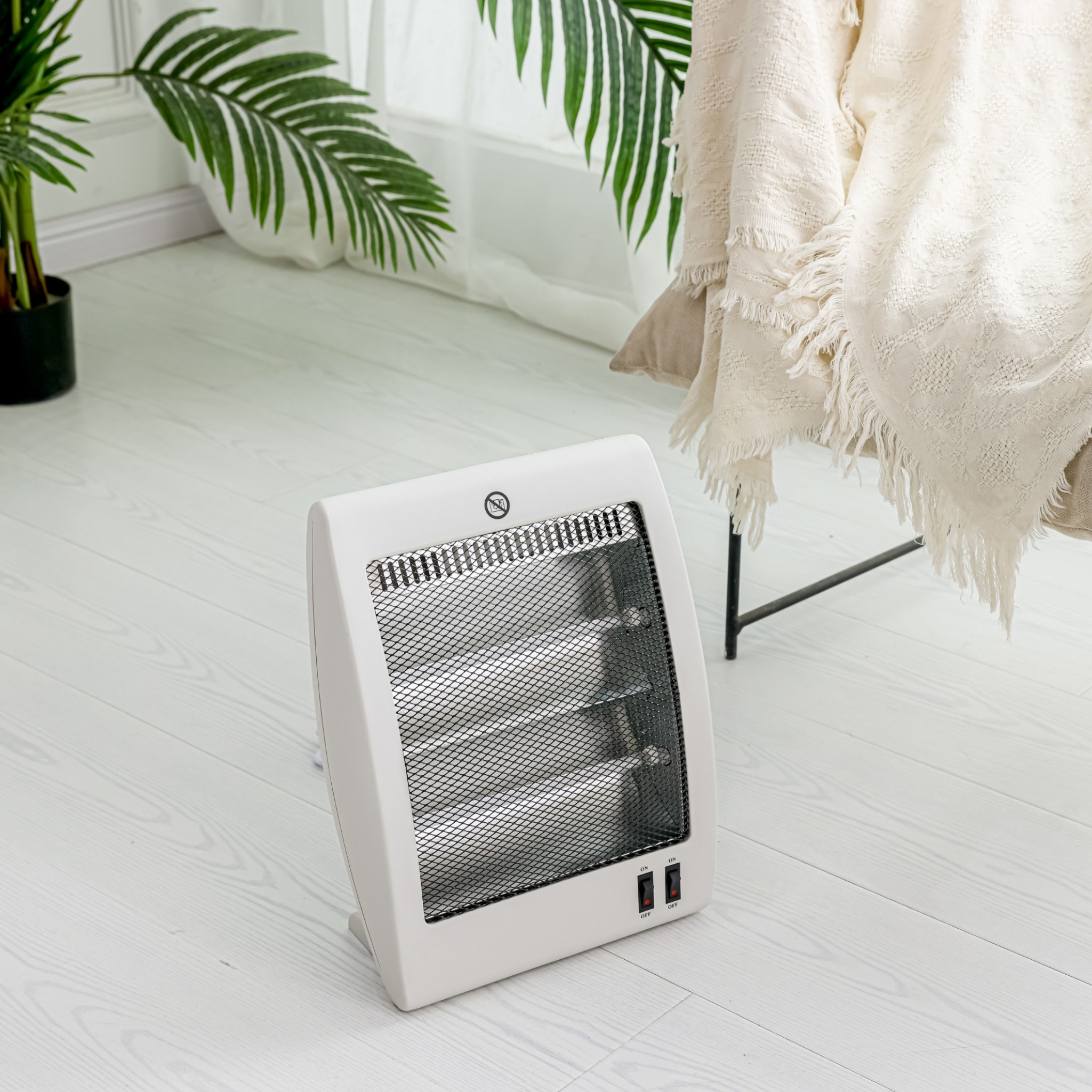 portable-quartz-heater-1000w-light-grey