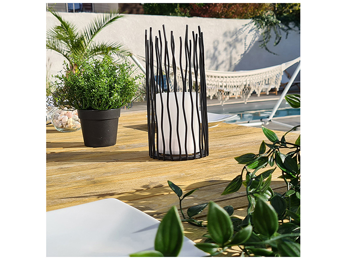 xanlite-warm-white-flame-effect-solar-table-lamp-ip44