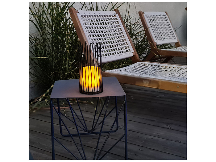 xanlite-warm-white-flame-effect-solar-table-lamp-ip44