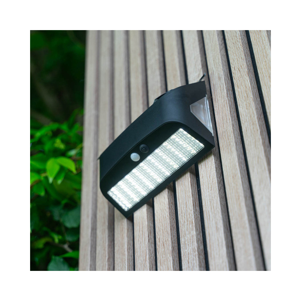 xanlite-hybrid-solar-usb-rechargeable-wall-light-black