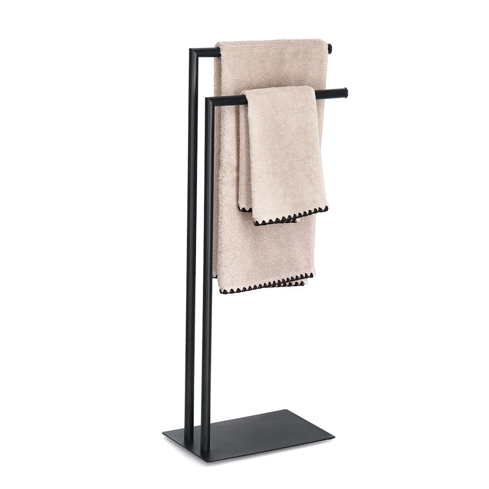 zeller-metal-free-standing-towel-holder-black-34cm-x-82cm