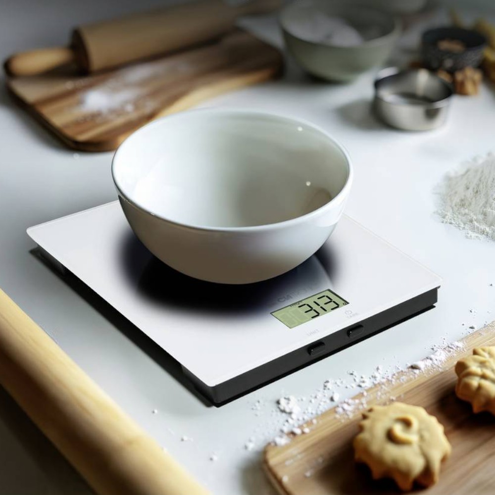 clatronic-glass-kitchen-scale-kw-3820-white-glass