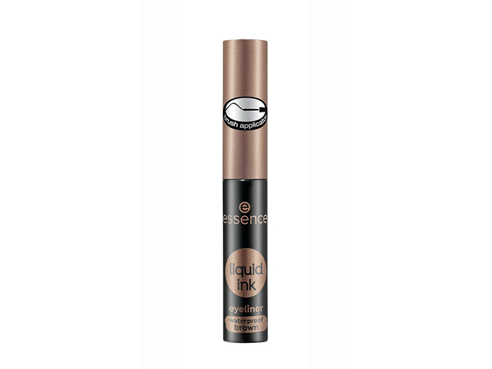 essence-lquid-ink-eyeliner-waterproof-brown-02