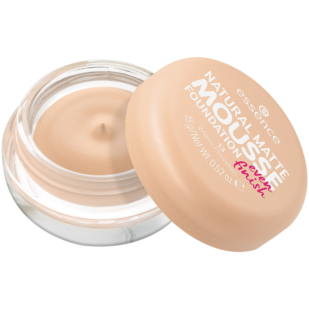 essence-natural-matte-mousse-foundation-13-matte-porcelain