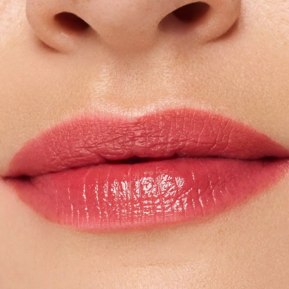 hydra-kiss-lip-tint-01-blushing-nude