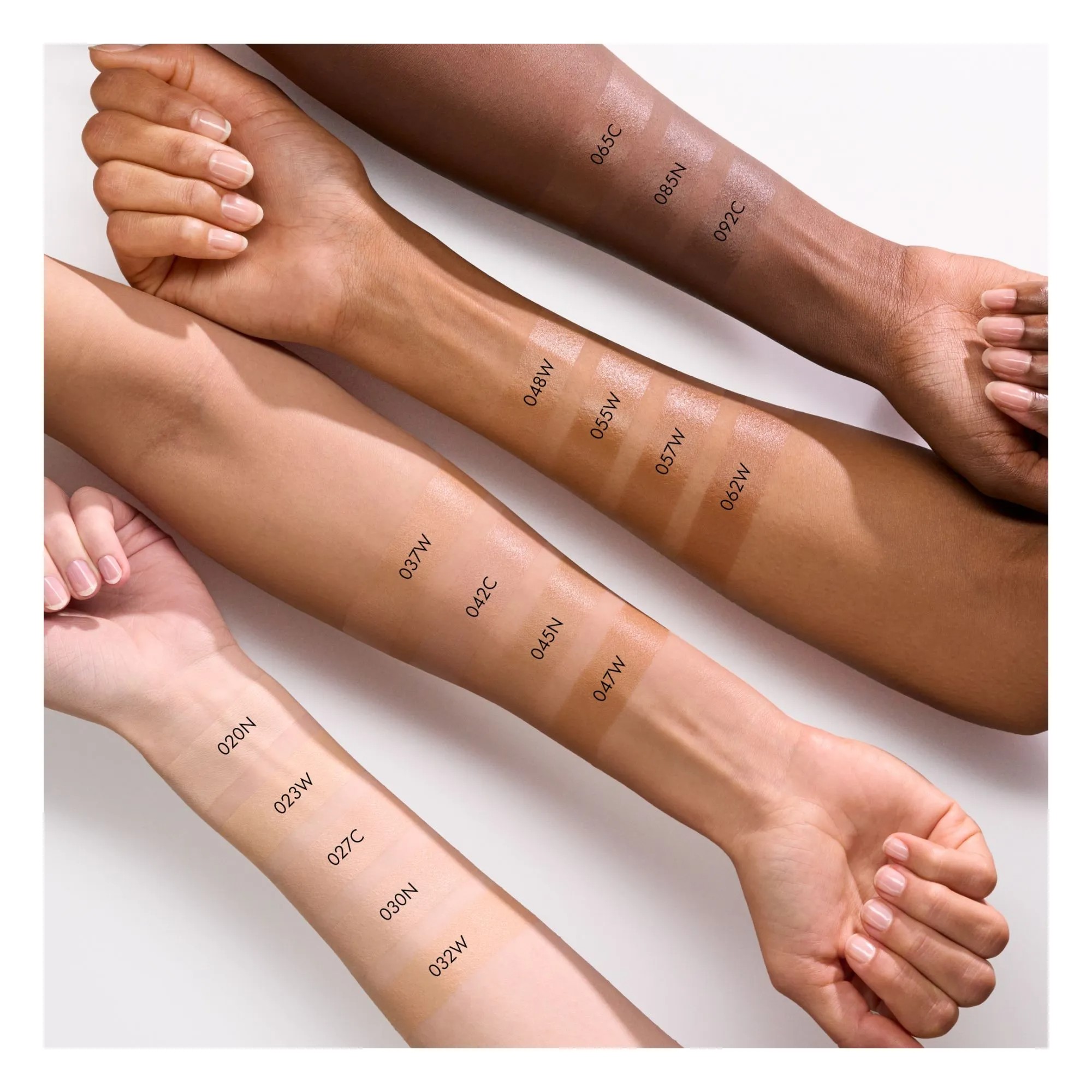 catrice-skin-like-tinted-moisturizer-045n