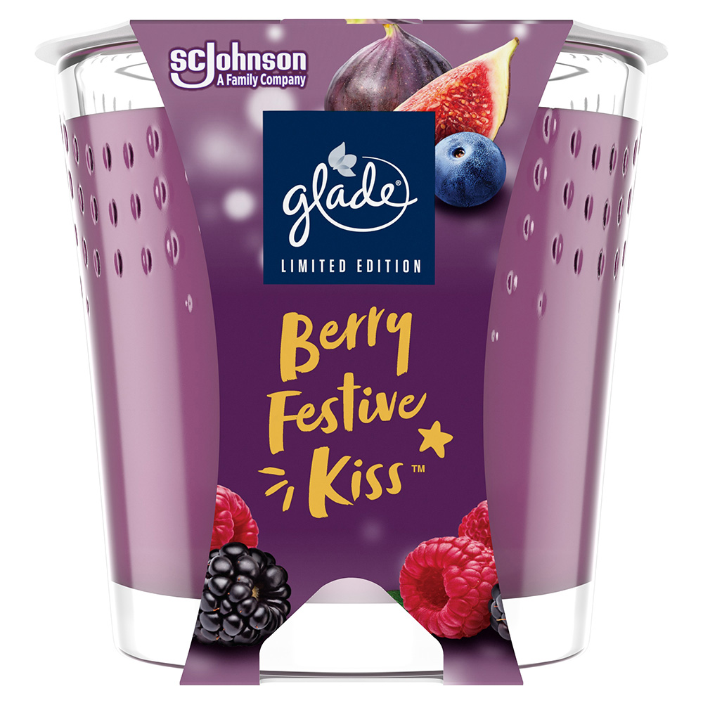 glade-berry-festive-kiss-small-candle-jar-limited-edition-112-g
