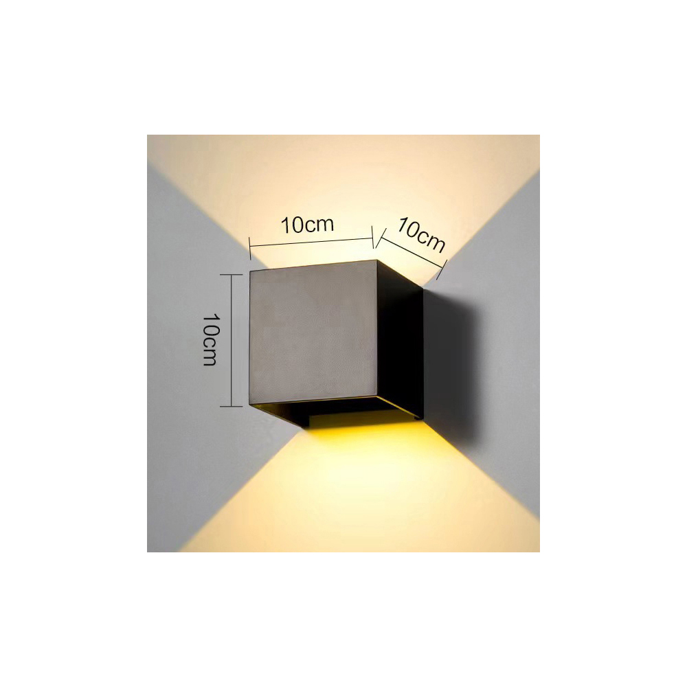 square-aluminium-outdoor-wall-led-light-with-sensor-black-warm-white-7w