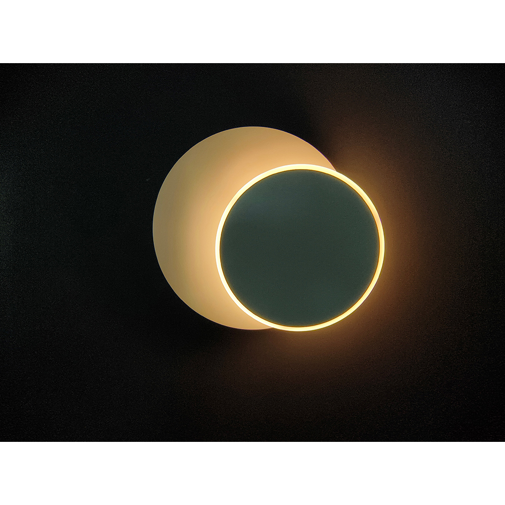 spheres-iron-led-wall-light-black-warm-white-9w