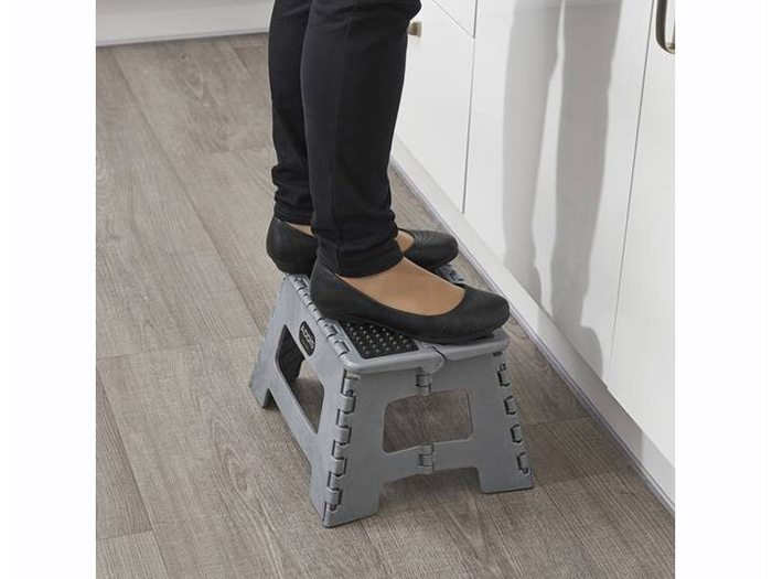 addis-plastic-folding-step-stool-metallic-silver-150kg