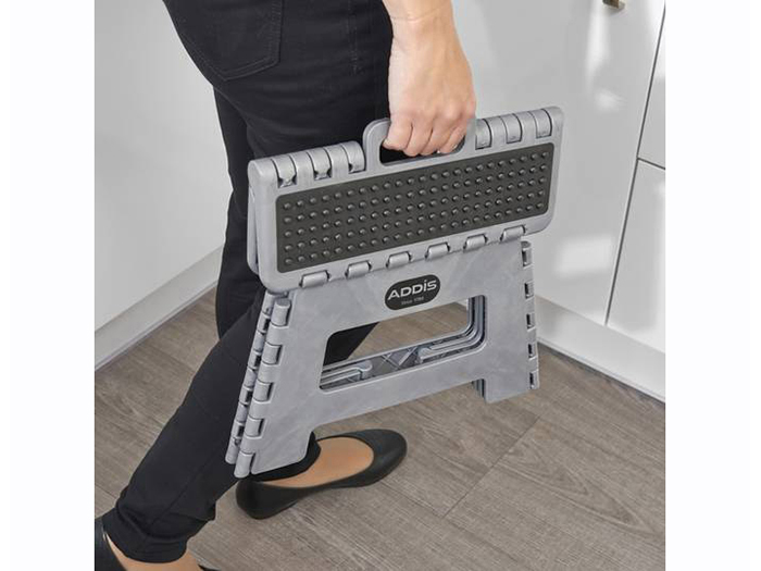 addis-plastic-folding-step-stool-metallic-silver-150kg