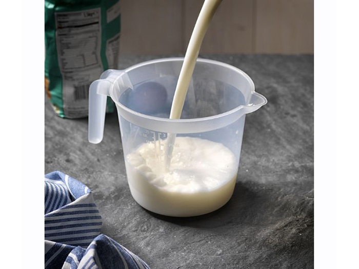 addis-clear-plastic-measuring-jug-2-l