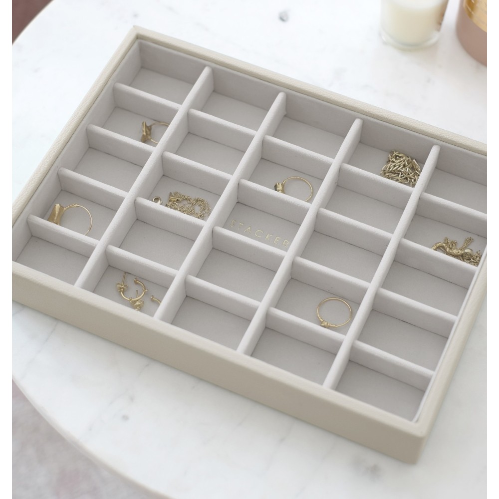 stackers-oatmeal-classic-trinket-layer