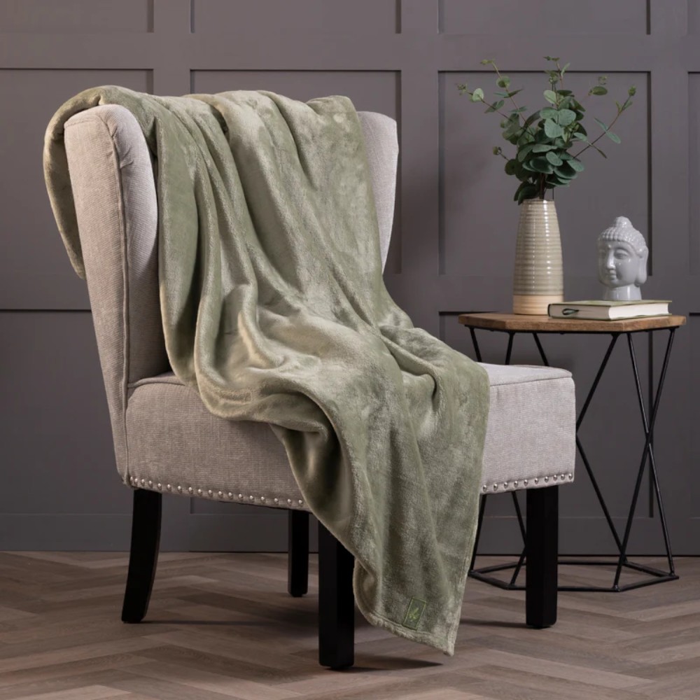 heat-holders-luxury-fleece-thermal-blanketthrow-180-cm-x-200-cm-sage