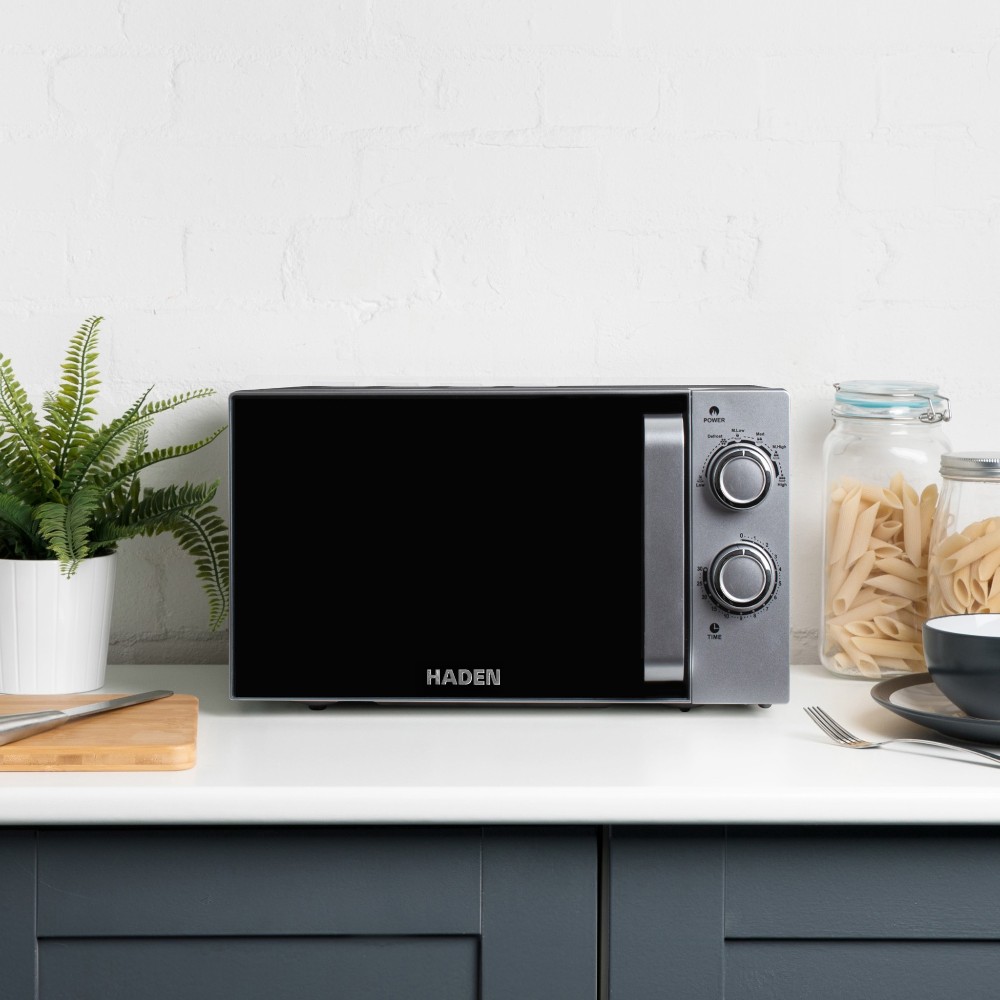 haden-chester-microwave-700w-20l-silver