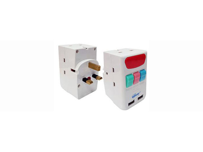 switched-socket-3-way-with-2-usb-ports