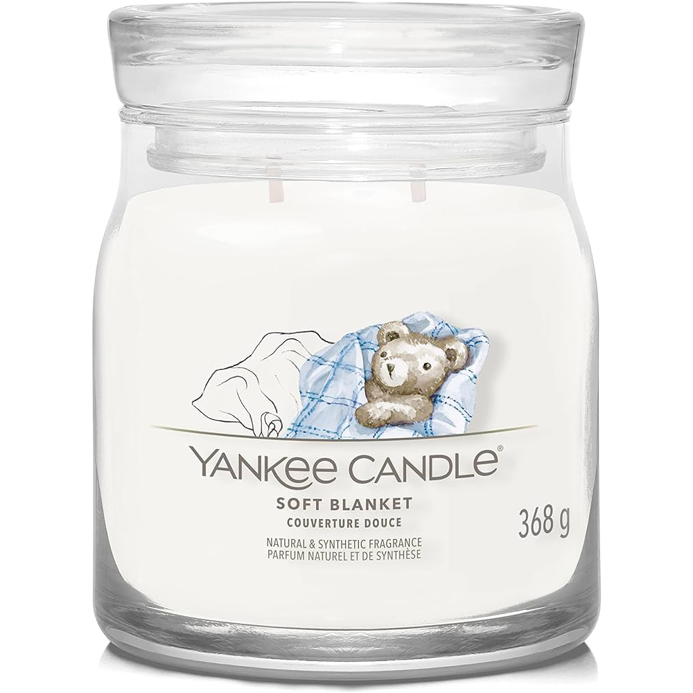 yankee-candle-signature-medium-candle-jar-soft-blanket
