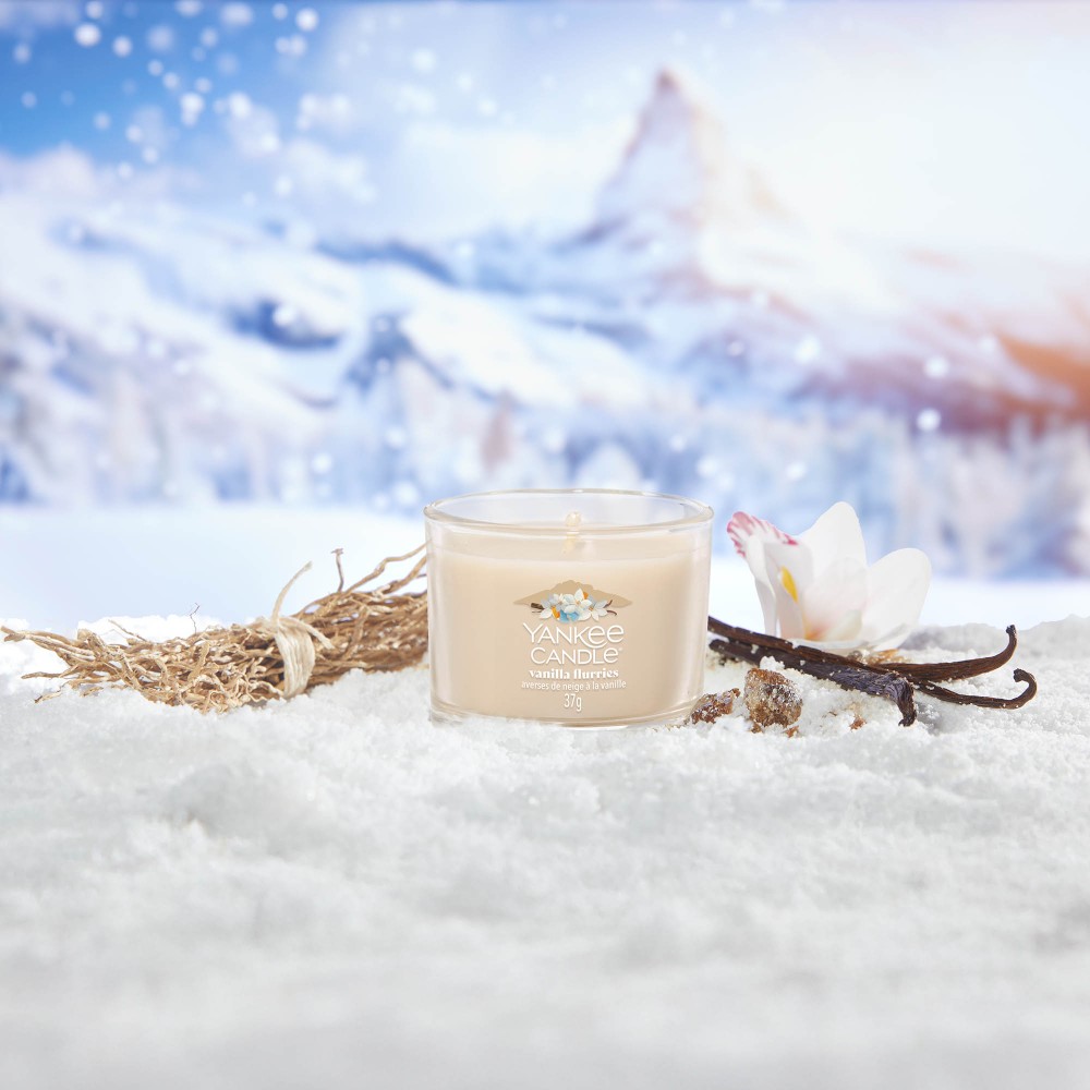 yankee-candle-small-candle-jar-filled-votive-vanilla-flurries-37-g
