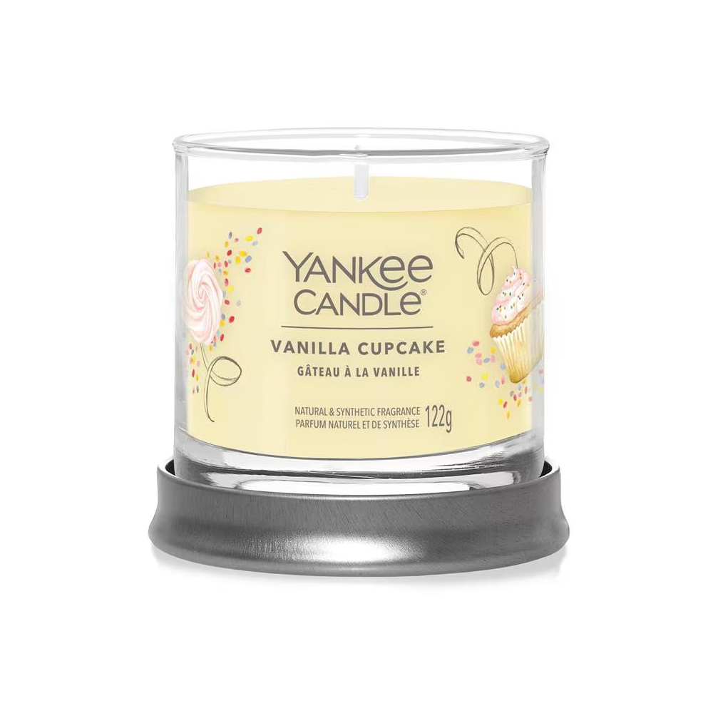 yankee-candle-signature-small-candle-tumbler-vanilla-cupcake