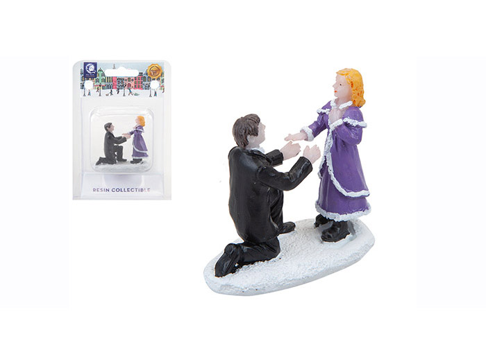 christmas-resin-man-proposing-figurine