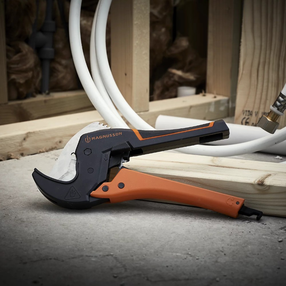 magnusson-manual-42mm-plastic-pipe-cutter