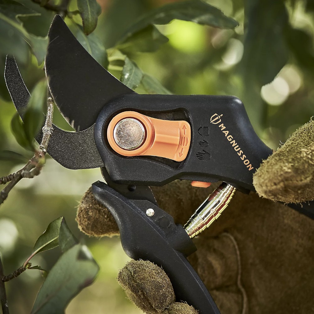 magnusson-adjustable-handle-bypass-secateurs