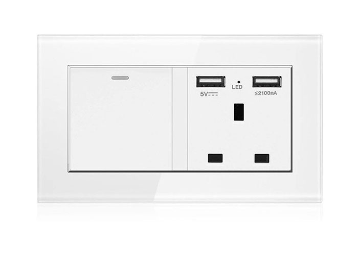 chrome-glass-1-gang-switch-with-socket-and-usb-14-6-x-8-6-cm