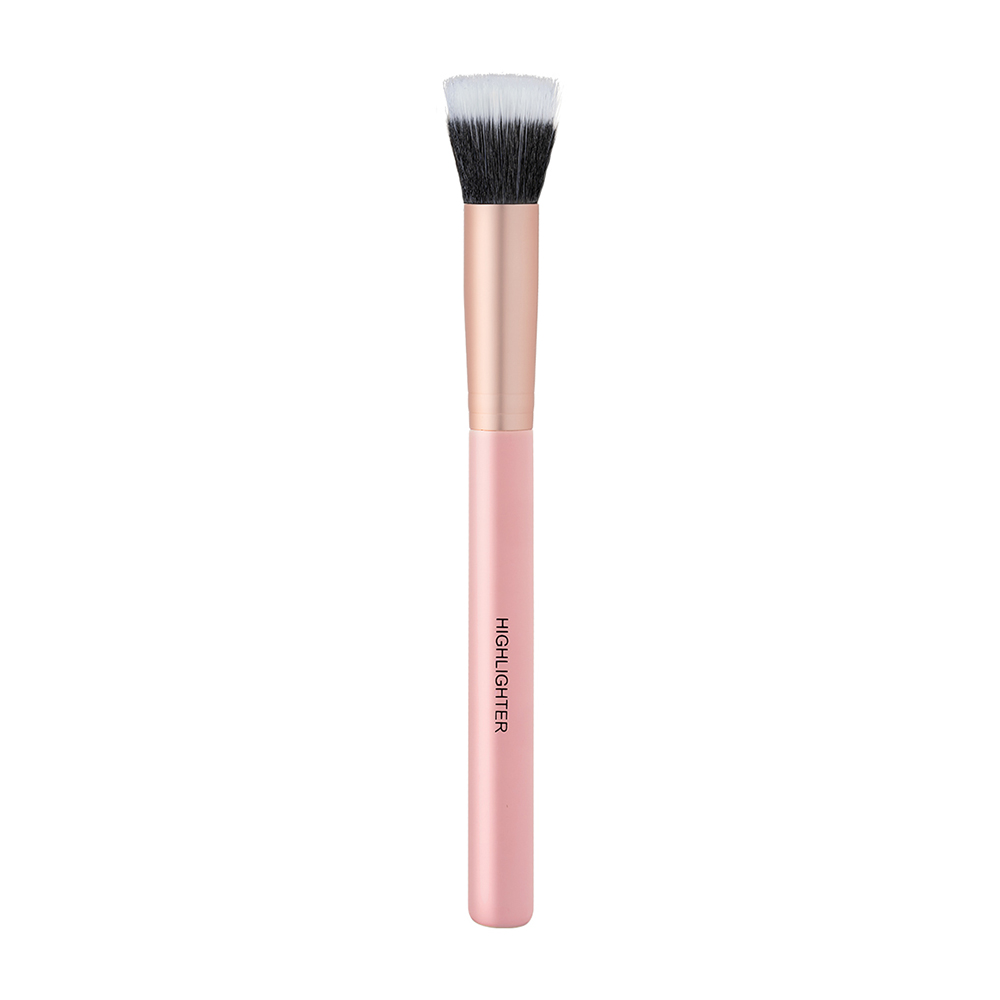 mon-reve-114-highlighter-face-brush