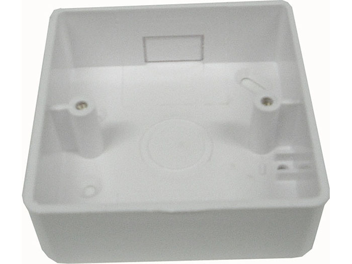 white-pvc-moulded-box-for-switches-3cm-x-3cm