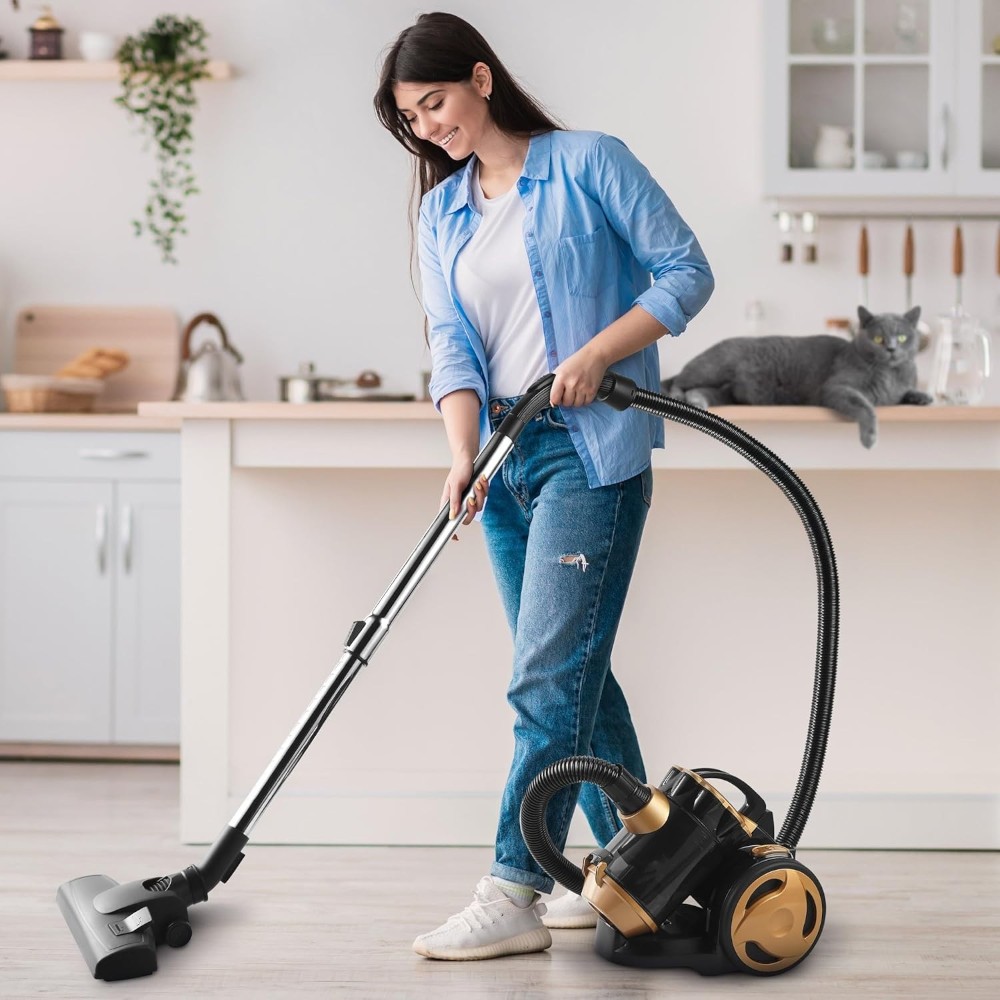 swiss-haus-lugano-bagless-cyclonic-vacuum-cleaner-black-and-gold
