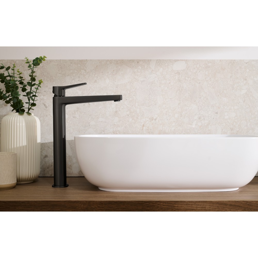 malaga-standing-washbasin-mixer-black-click-clack-drain